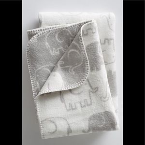 NWOT Pottery Barn Kids Blanket
